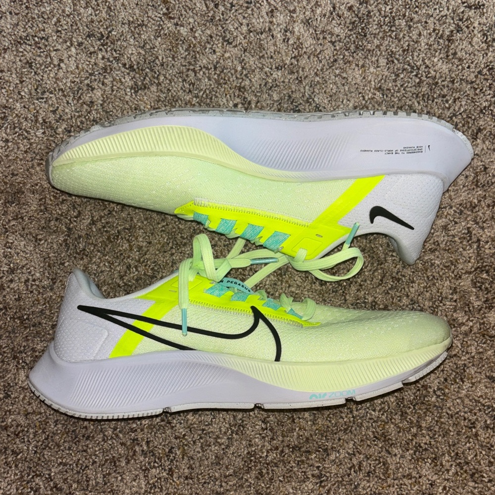 Nike Women’s Air Zoom Pegasus 38